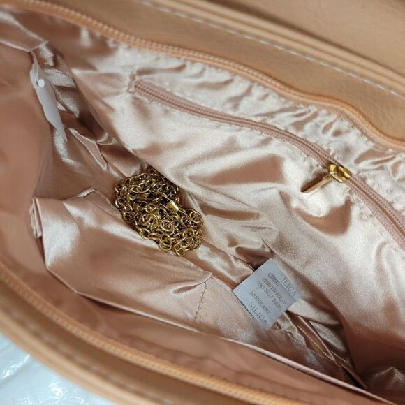 PEACH Colored Satchel Crossbody Handbag with Gold tone Chain Strap- NEW! - Picture 7 of 7